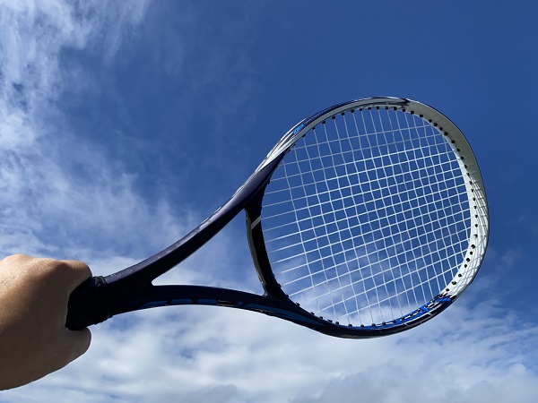 テニスにおける握力の重要性とトレーニングの仕方